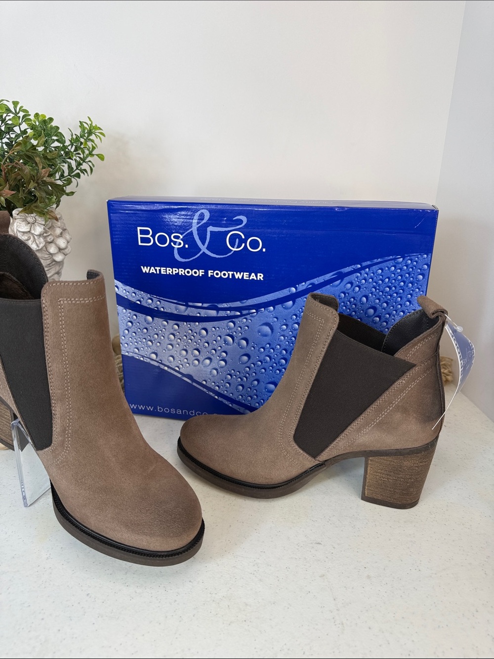 Bos. & Co. Women's BELLINI Ankle Boot Size 38/7-7.5 Dark brown/ Taupe